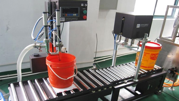 潤滑油灌裝機